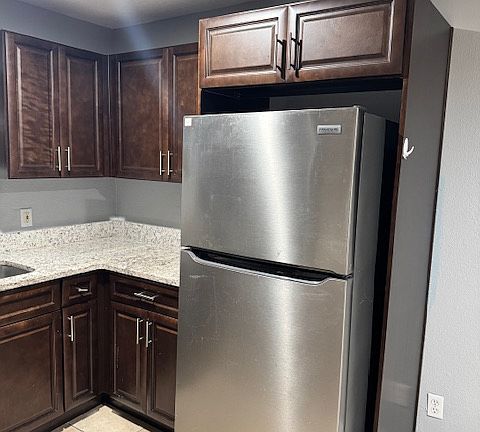 2nd image of 2632 Lehigh Ave #B