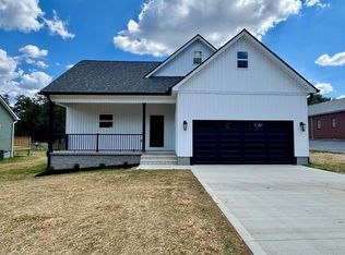 635 E 20th St, Cookeville, TN 38501