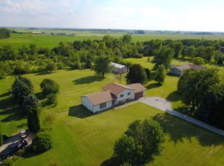 24364 S Harvest Hills Rd, Frankfort, IL 60423