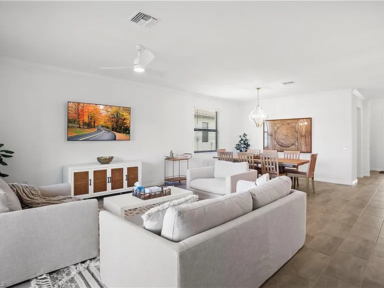 11512 Shady Palm Way — Photo 3