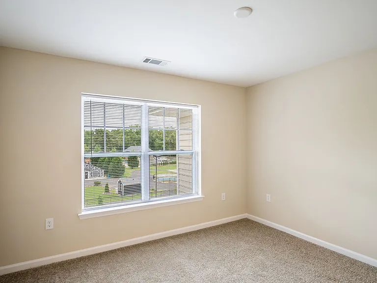 The Arbors at Hull Street Senior Apartments — Photo 7