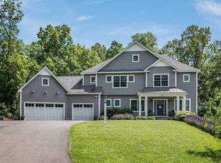 37 Hamilton Dr, Madison, CT 06443