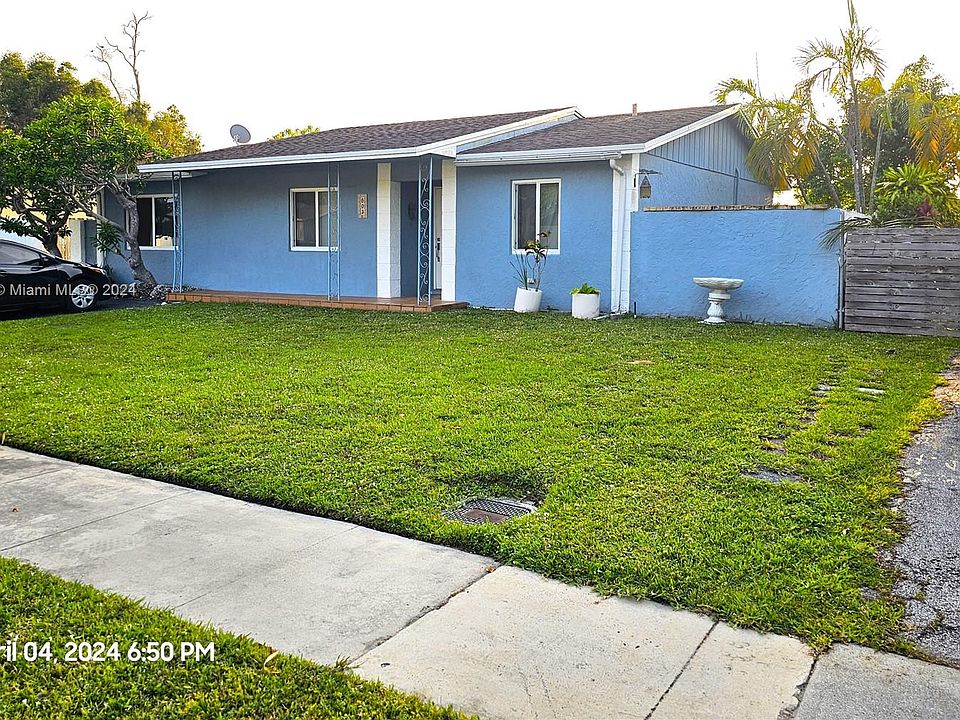 1st image of 603 SW 76th Ter