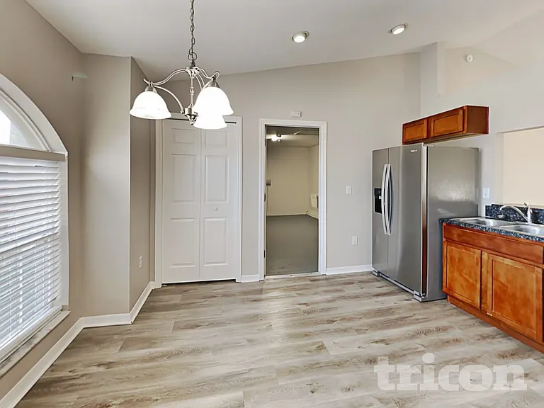 2075 Sunflower St — Photo 4