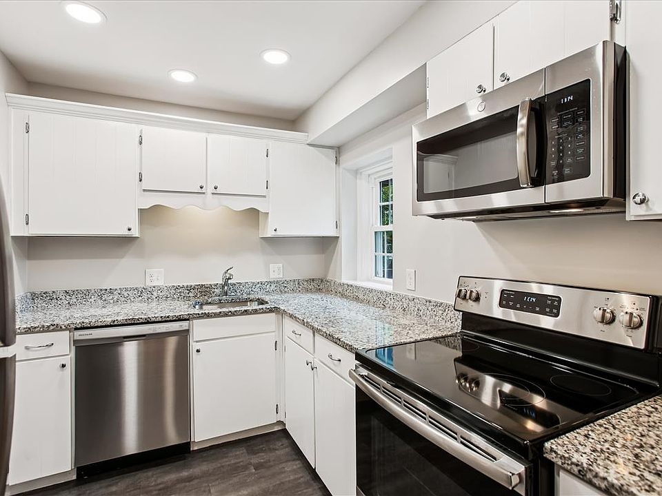 1st image of 4726 29th St S APT A2