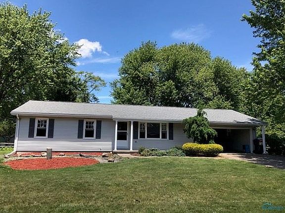 2nd image of 526 Crestwood Ave