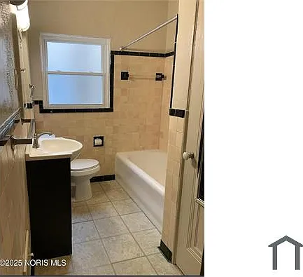 1429 Potomac Dr #2 — Photo 8