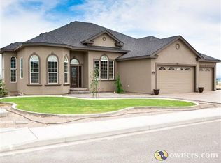 5211 Santa Fe Ln, Pasco, WA 99301