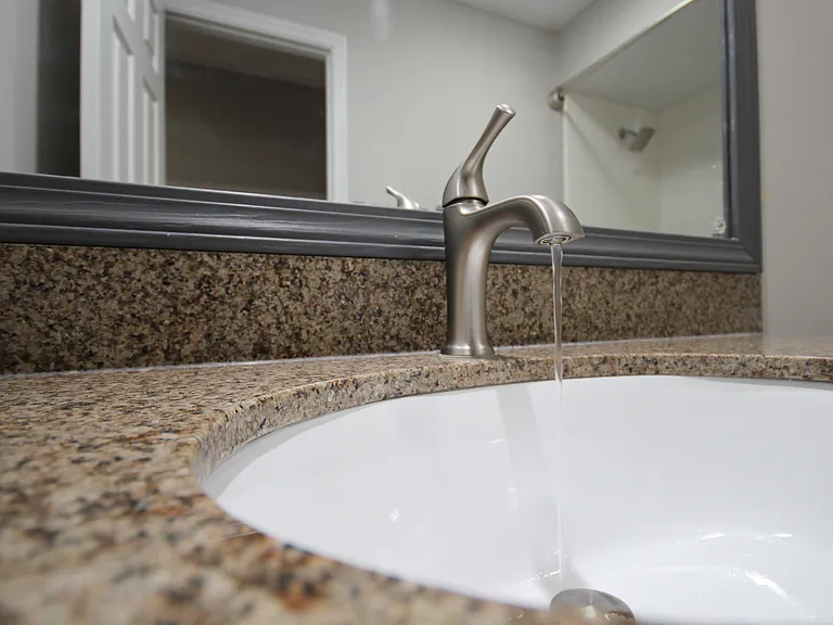 4525 Fox Creek Dr — Photo 43