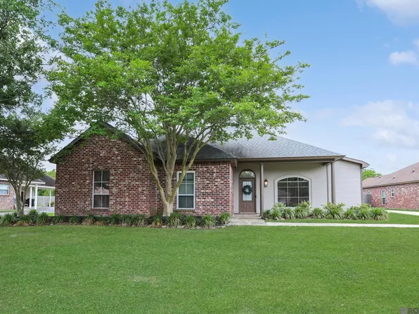 13499 Paces Pointe Dr, Gonzales, LA 70737