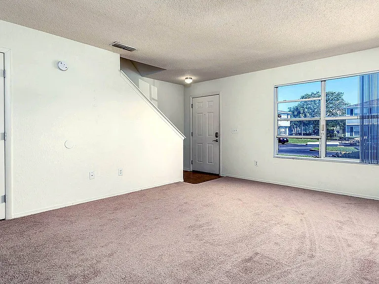 Landon Trace Townhomes — Photo 20