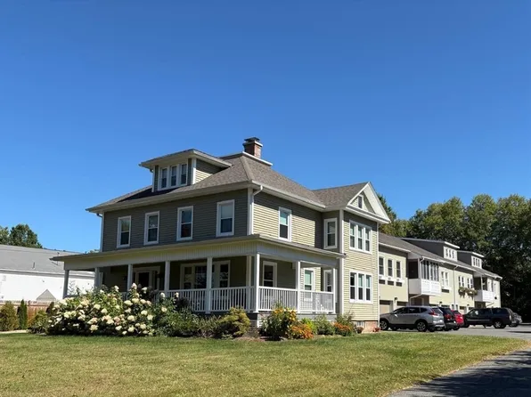 500 West St APT 6, Amherst, MA 01002