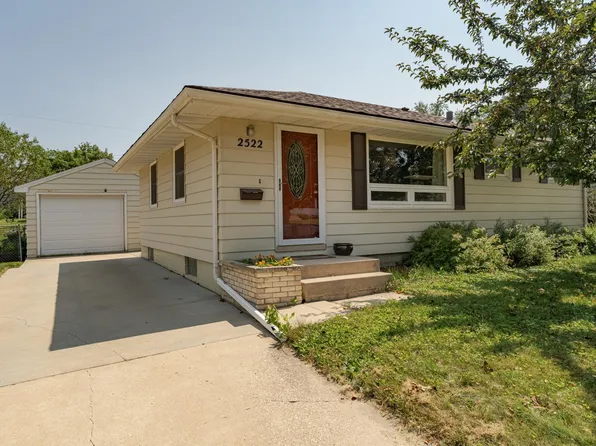 2522 13th Ave NW, Rochester, MN 55901