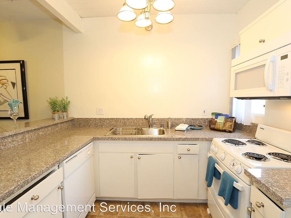 1st image of 18339 Collins St APT 37