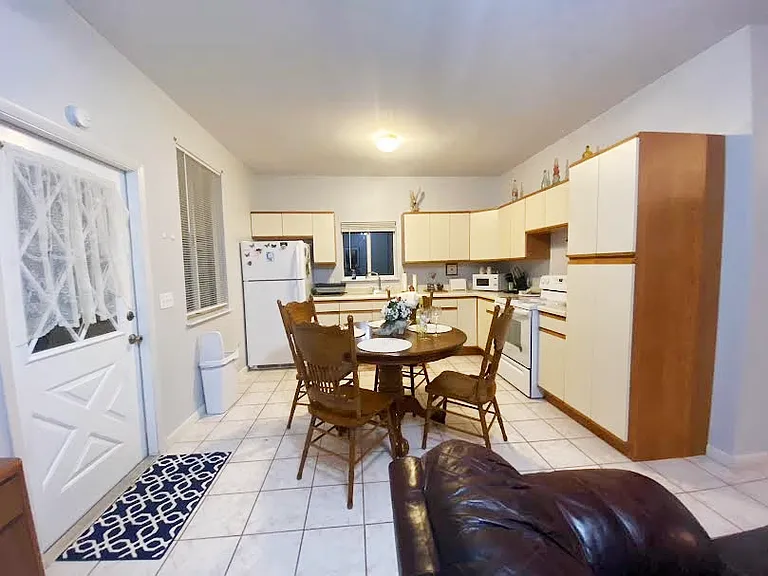 10431 NW 234th St — Photo 5