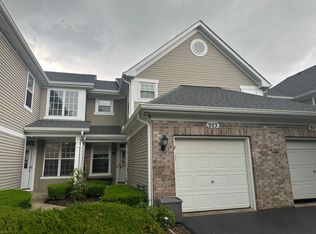 923 Sheridan Cir, Naperville, IL 60563