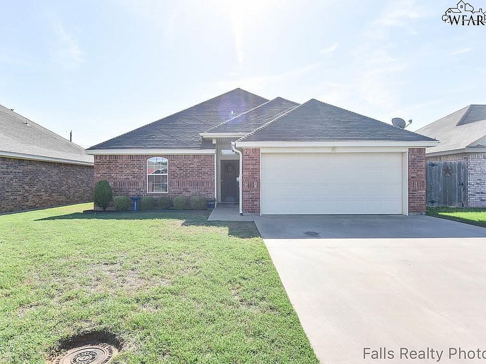 1st image of 807 Corbin Dr