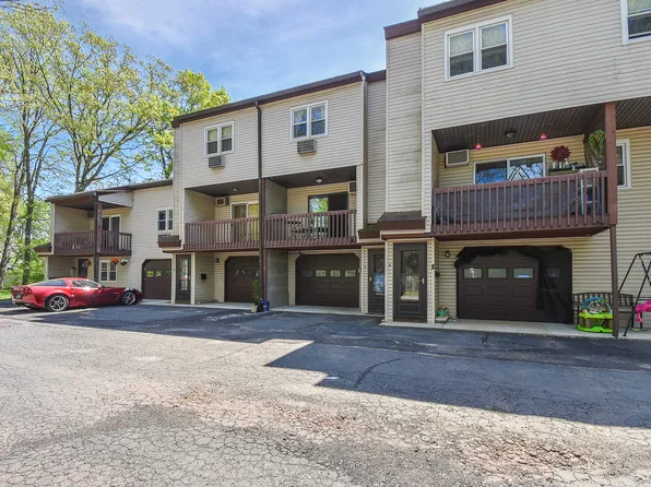 23 Hart Place APT 3, Plainville, CT 06062