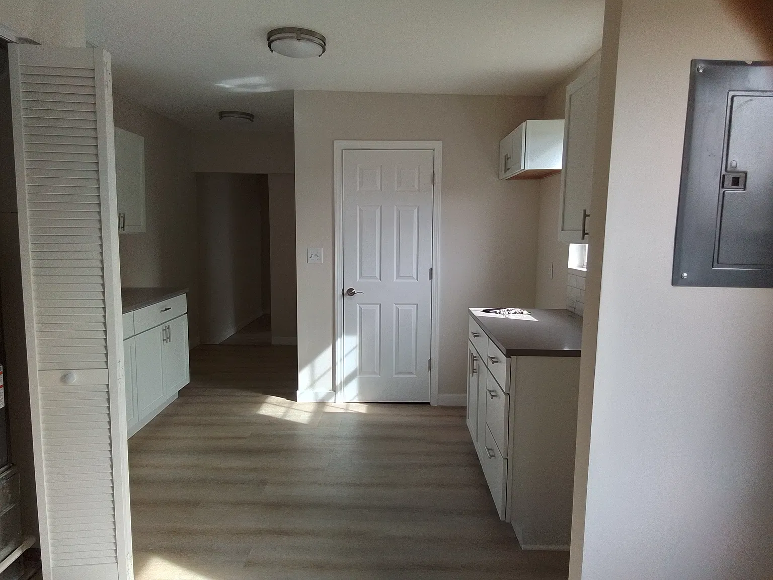 3655 Oregon St, Lake Station, IN — Photo 3