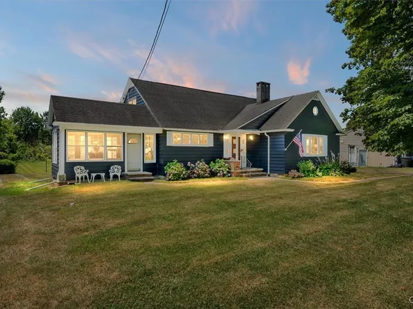 3846 Prospect St, Oneida, NY 13421