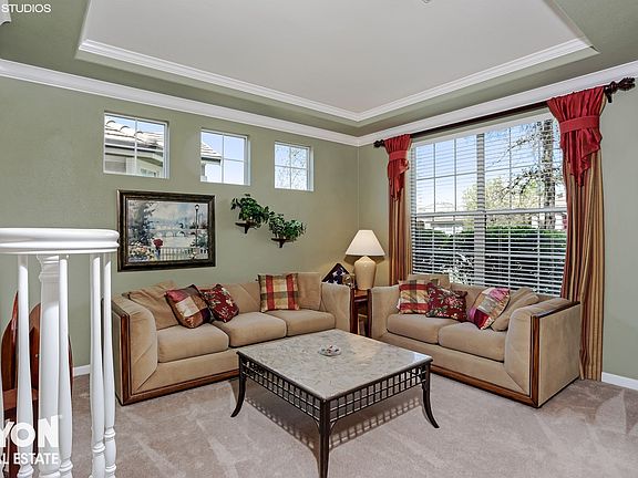 2nd image of 106 Turnberry Ct
