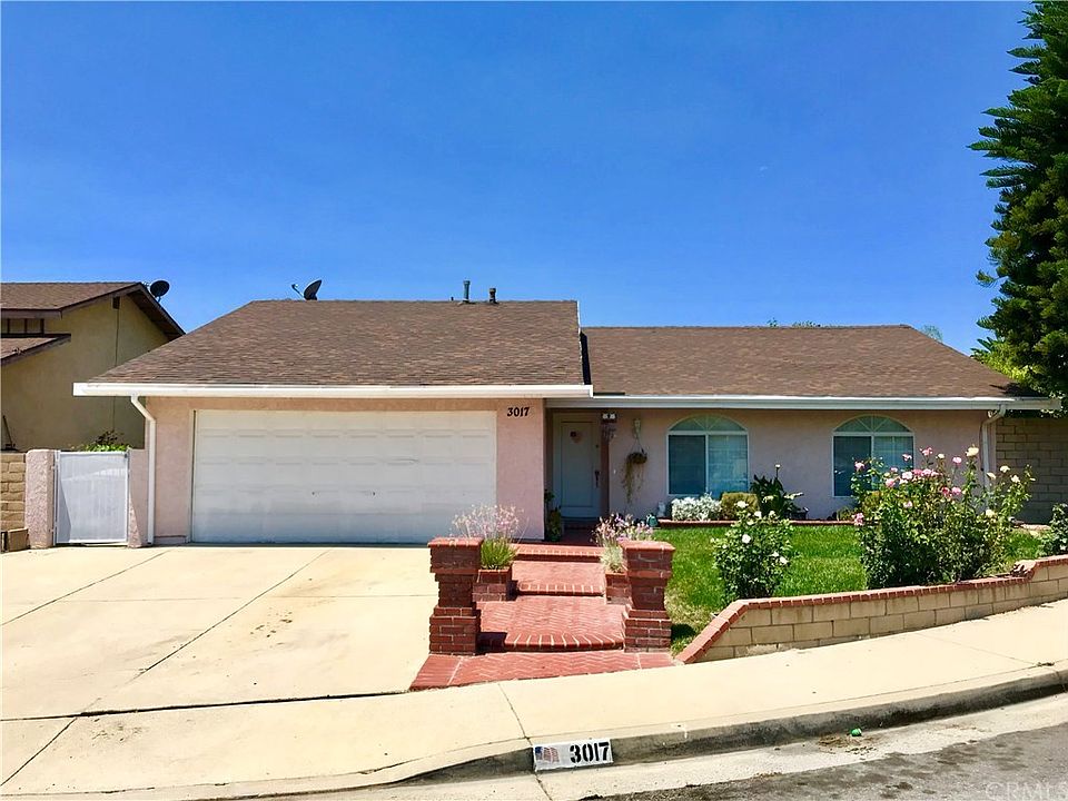 1st image of 3017 Helen Ln