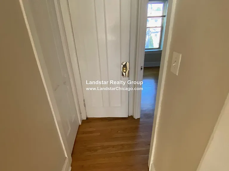 918 Reba Pl #2S — Photo 10