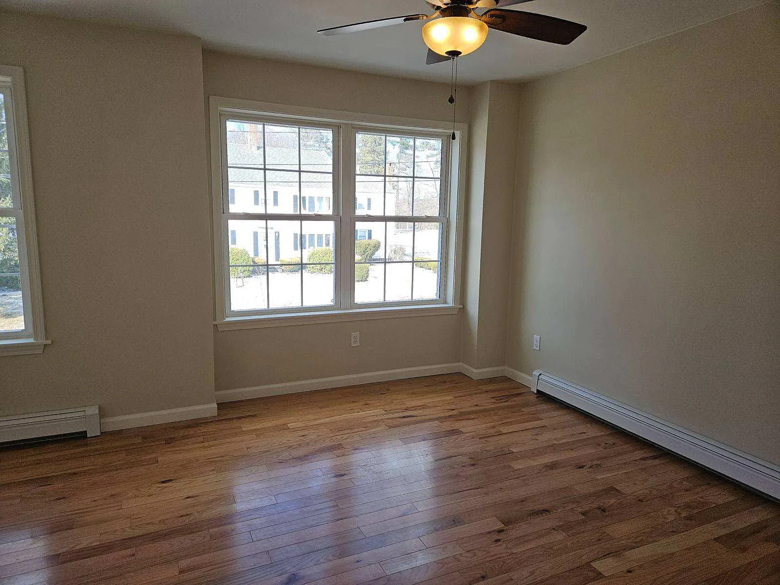 2 bed, 1.5 bath, 1312 sqft, $2,600 — Photo 4