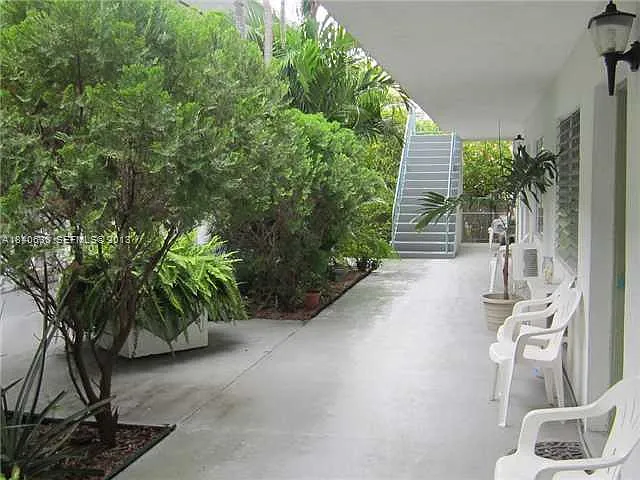 7935 Carlyle Ave #10 — Photo 10