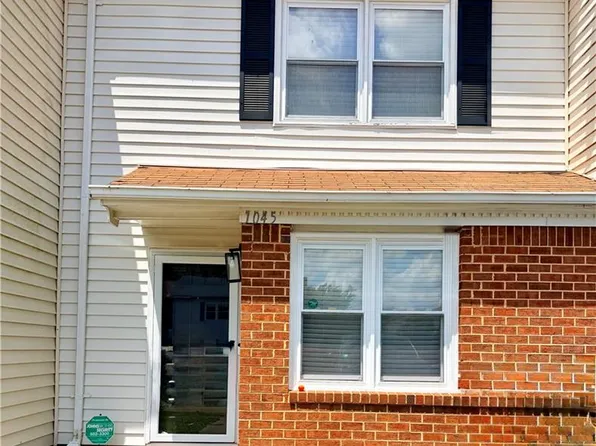 1045 Commonwealth Pl, Virginia Beach, VA 23464