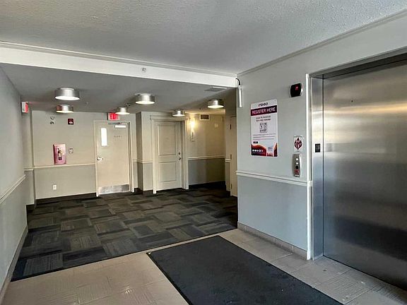 2nd image of 155 SE Skyview Ranch Way NE #1406