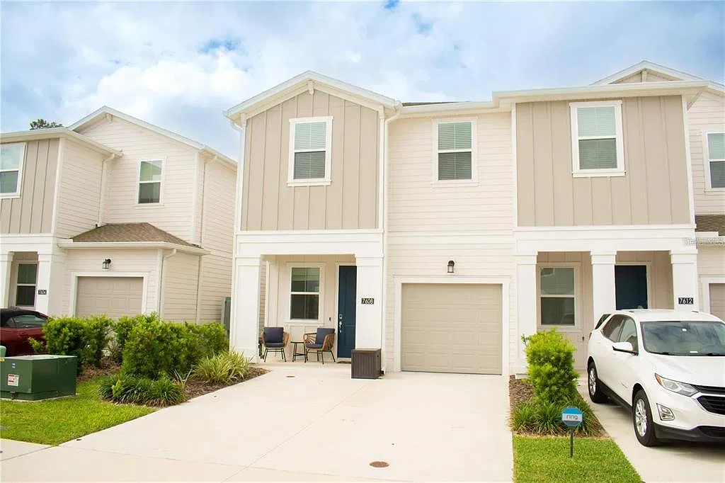 3 bed, 2.5 bath, 1843 sqft, $2,150 — Photo 1