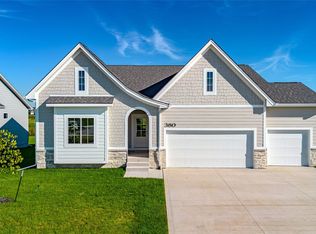 380 NW Ryder Dr, Waukee, IA 50263