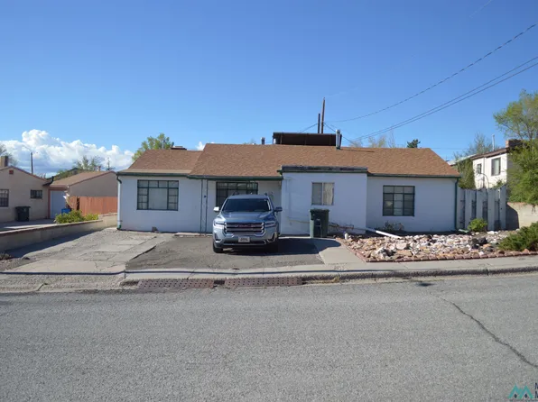 102 Valley View Rd, Gallup, NM 87301