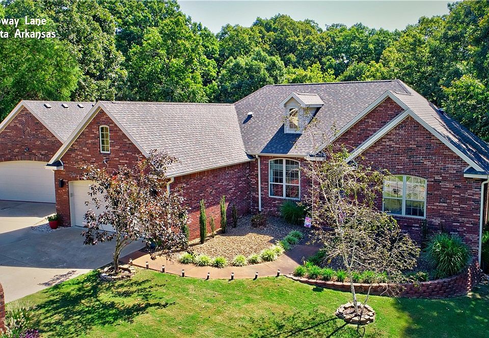 1st image of 13 Alloway Ln