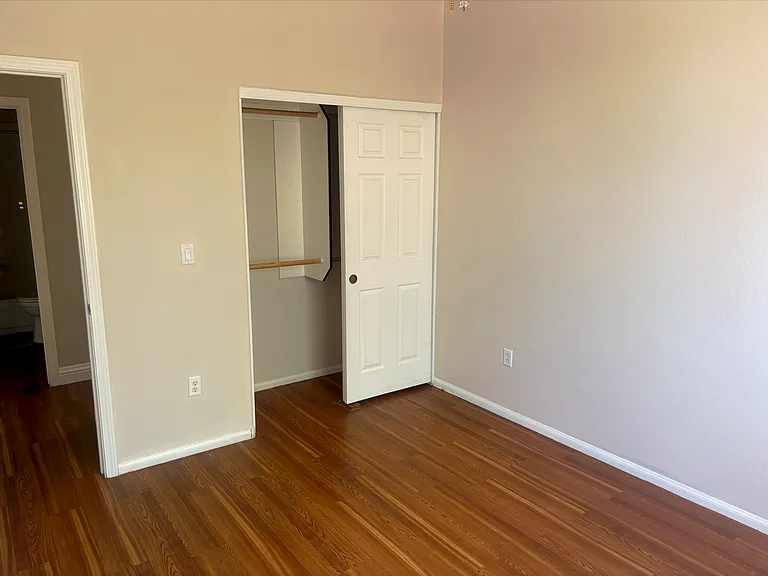 9753 Arrowcrest Ave — Photo 22