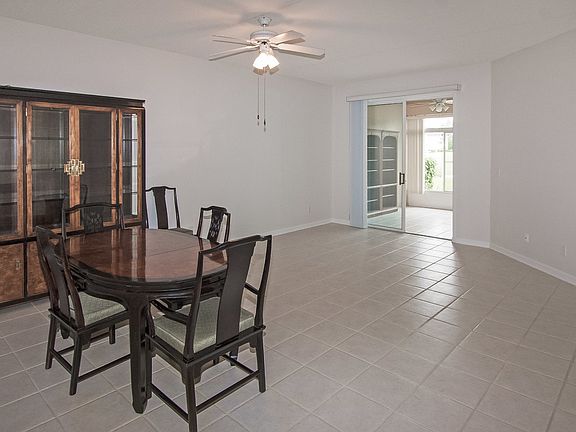 2nd image of 1006 Royal Troon Ln