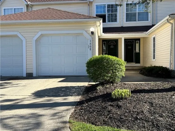 1608 Pheasant Ct Unit 1D, Madison, OH 44057