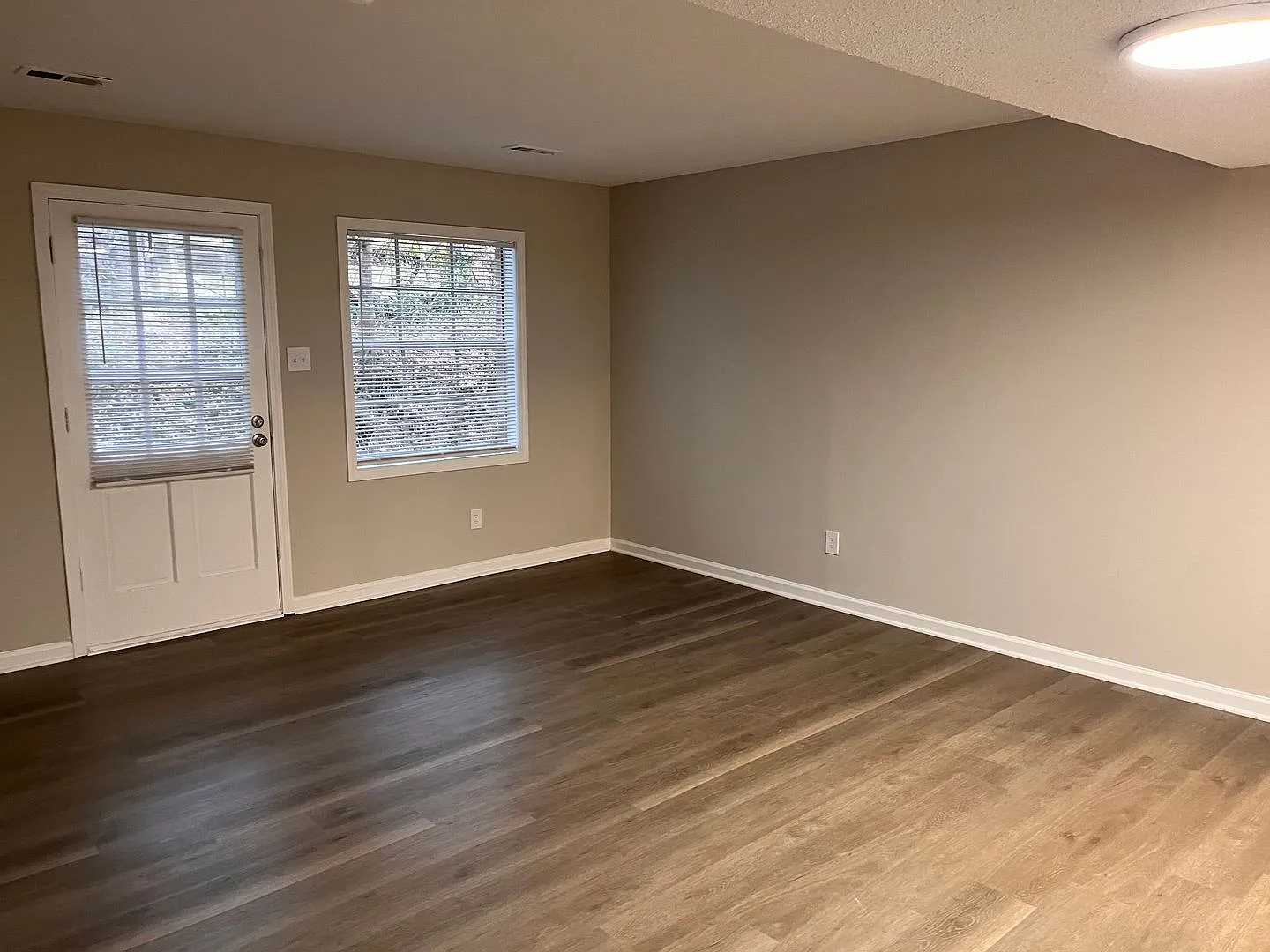 Newly Renovated 2-Bedroom Gem in Prime Carrboro Location & Leasing Special Available! — Photo 3