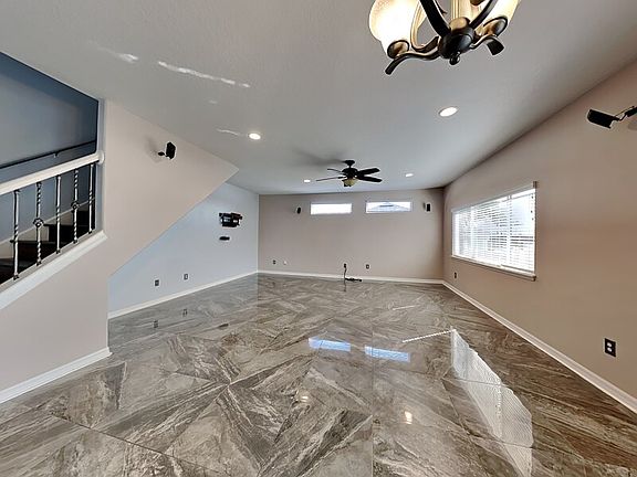 4th image of 524 Quail View Ct