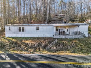 9 Blue Grass Cir, Rosman, NC 28772