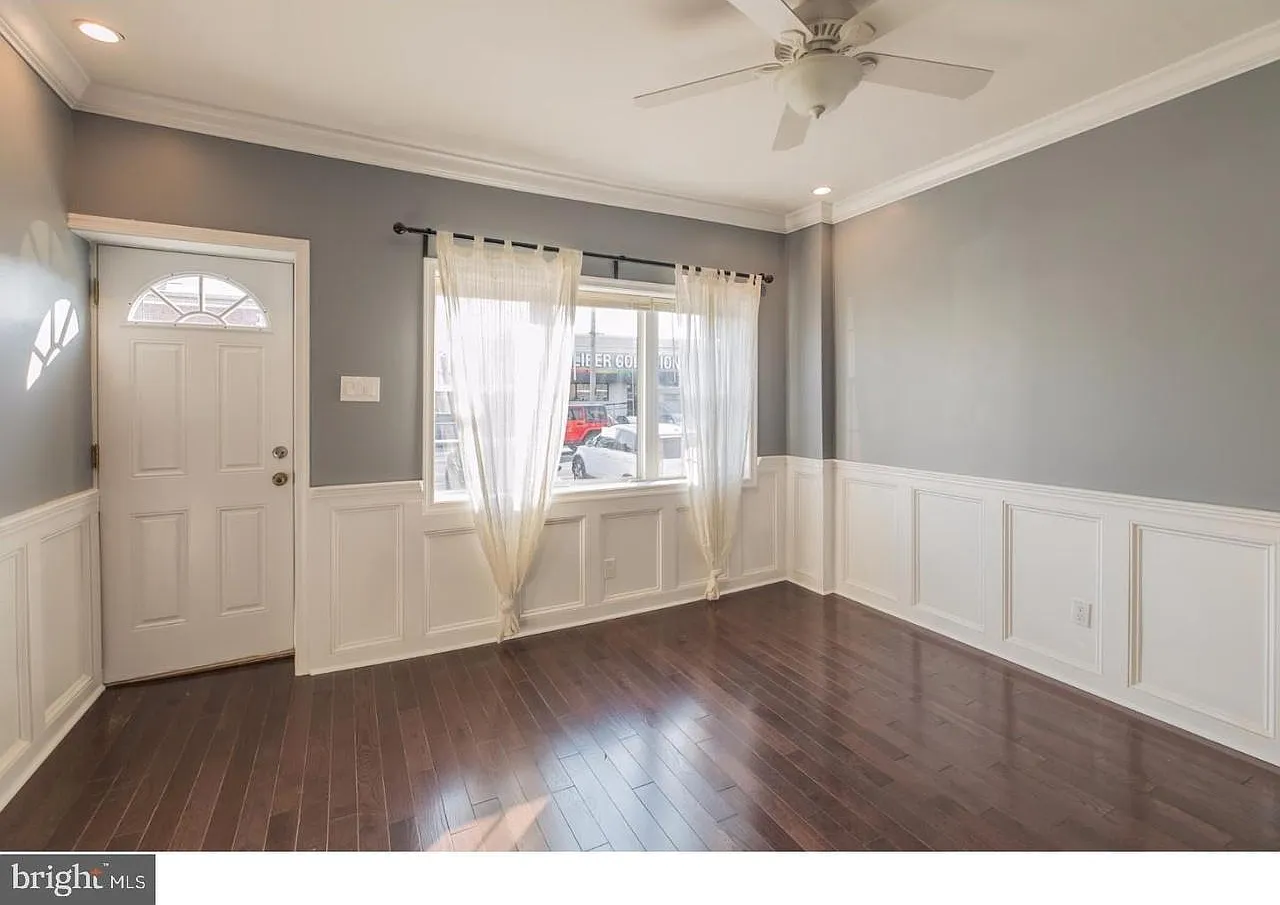 2604 E York St — Photo 1