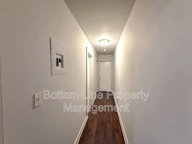 233 Orange St — Photo 6