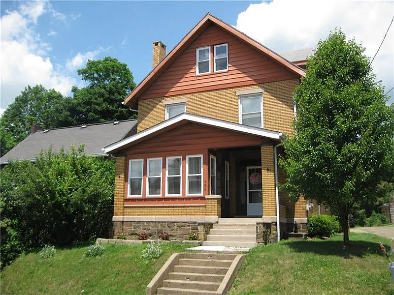 508 E Penn St photo 1
