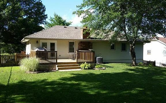 3rd image of 7423 NW 80th Ter