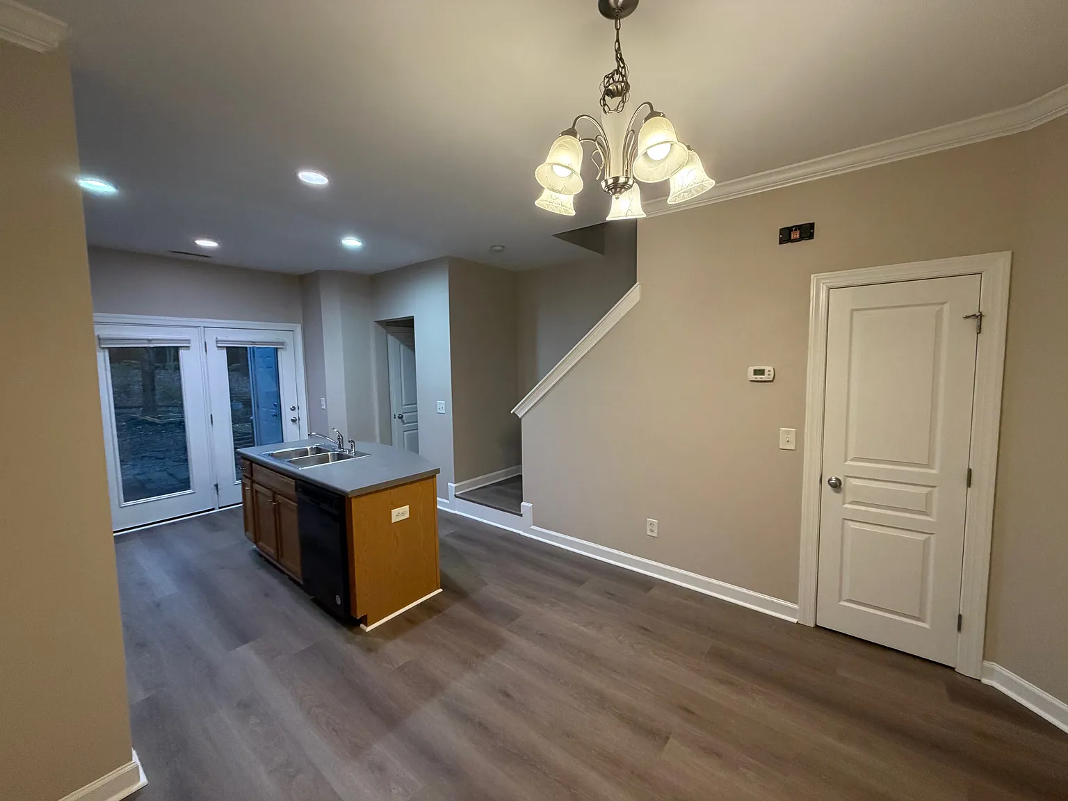 2 bed, 2.5 bath, 1219 sqft, $1,750 — Photo 4