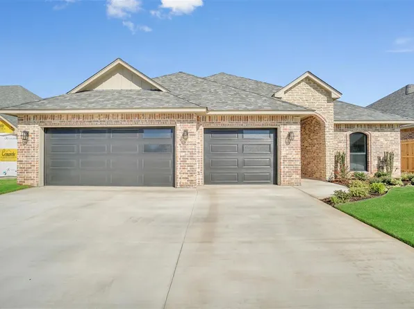 3918 NE Shenandoah Dr, Lawton, OK 73507