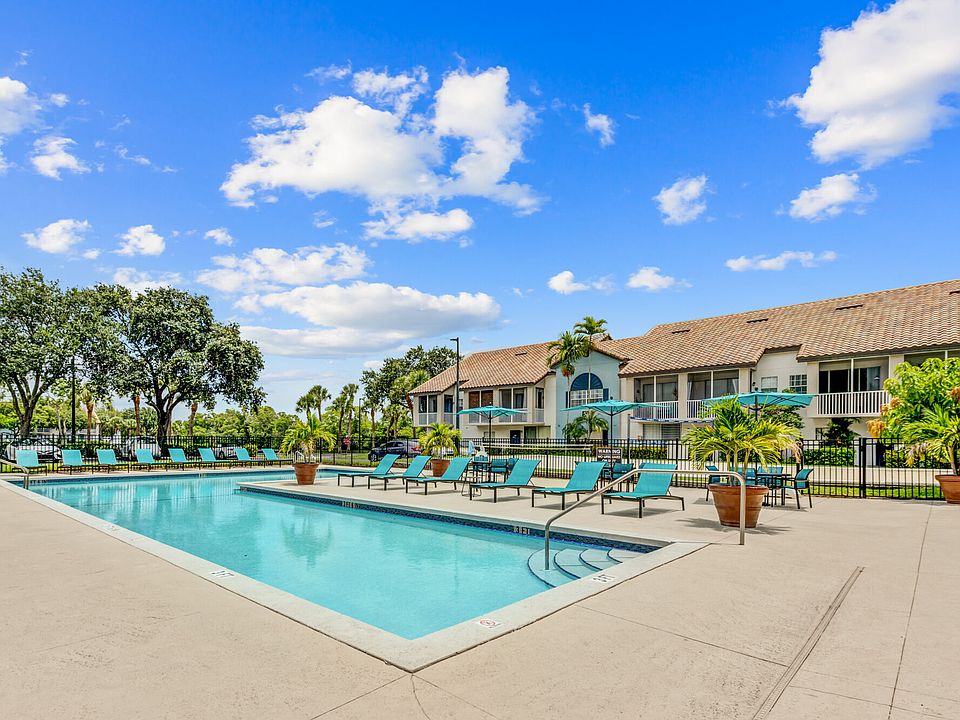 Savannah Lakes Apartments Boynton Beach