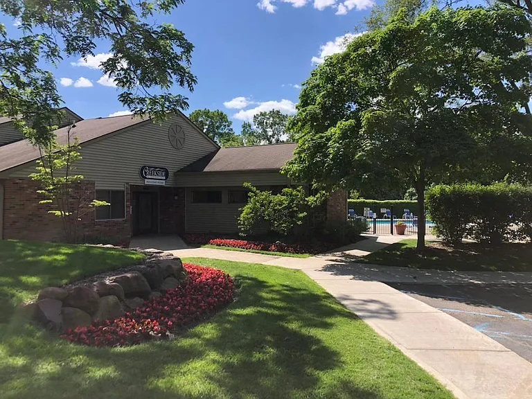 21940 Indian Creek Dr #103 — Photo 11