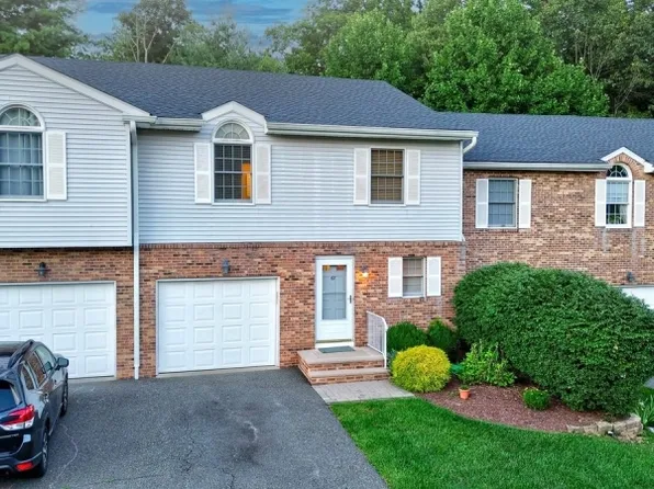 67 Jaime Ct, Parsippany-Troy Hills Twp., NJ 07950